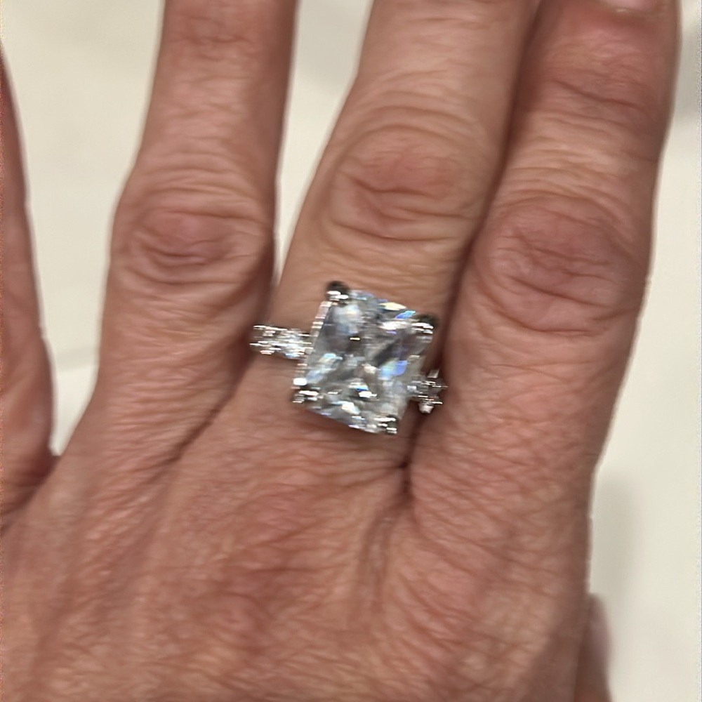 š„ Statement-Makingā Rings designer style ring - Picture 3 of 6